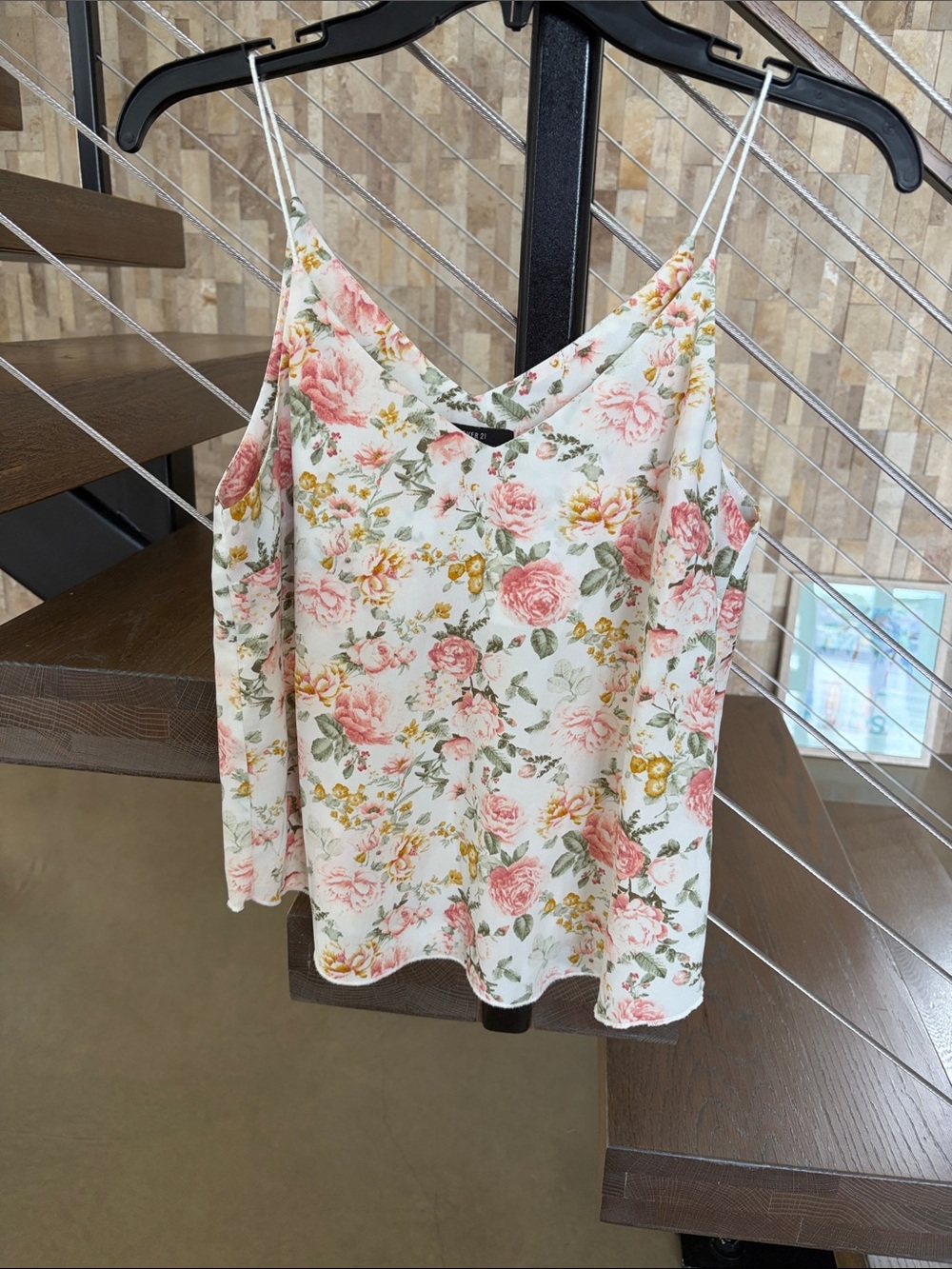 Forever 21 White Floral V-Neck Spaghetti Strap Cami